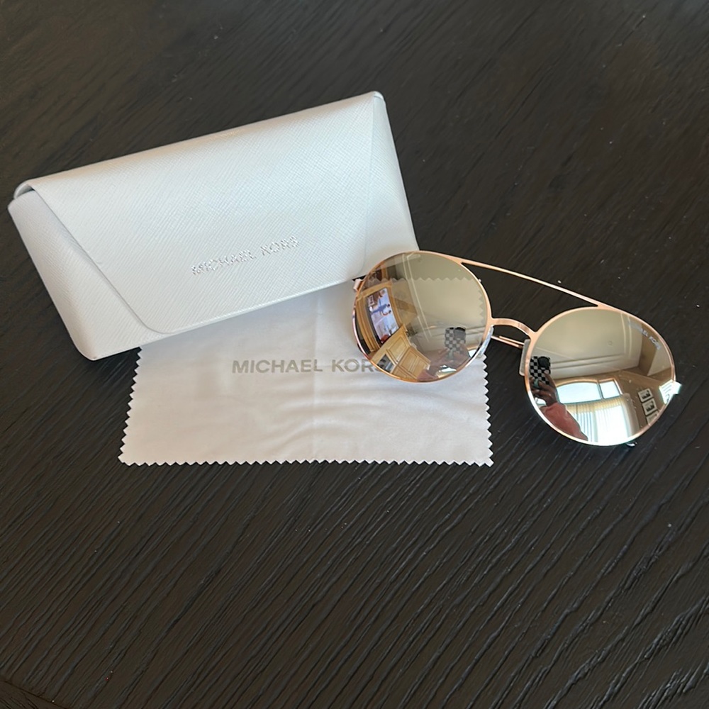 MICHAEL KORS Cabo Round Sunglasses